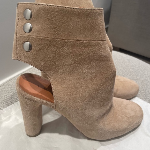 IRO Paris Bootie - Picture 2 of 7